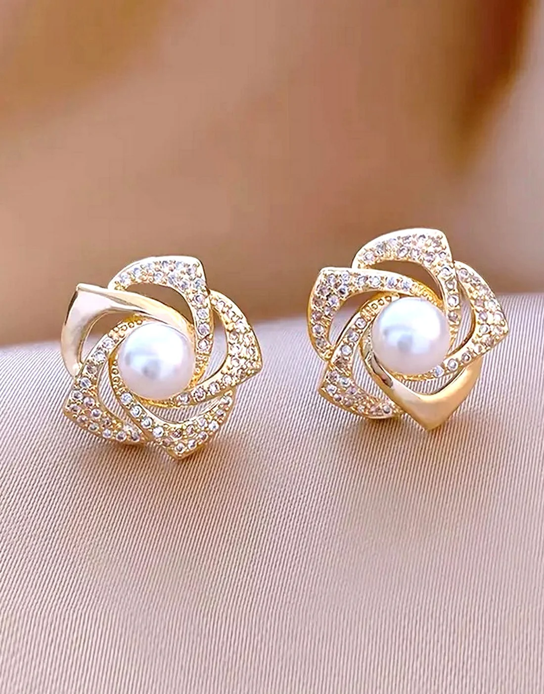 p18144-elegant-fashion-earrings-for-girls
